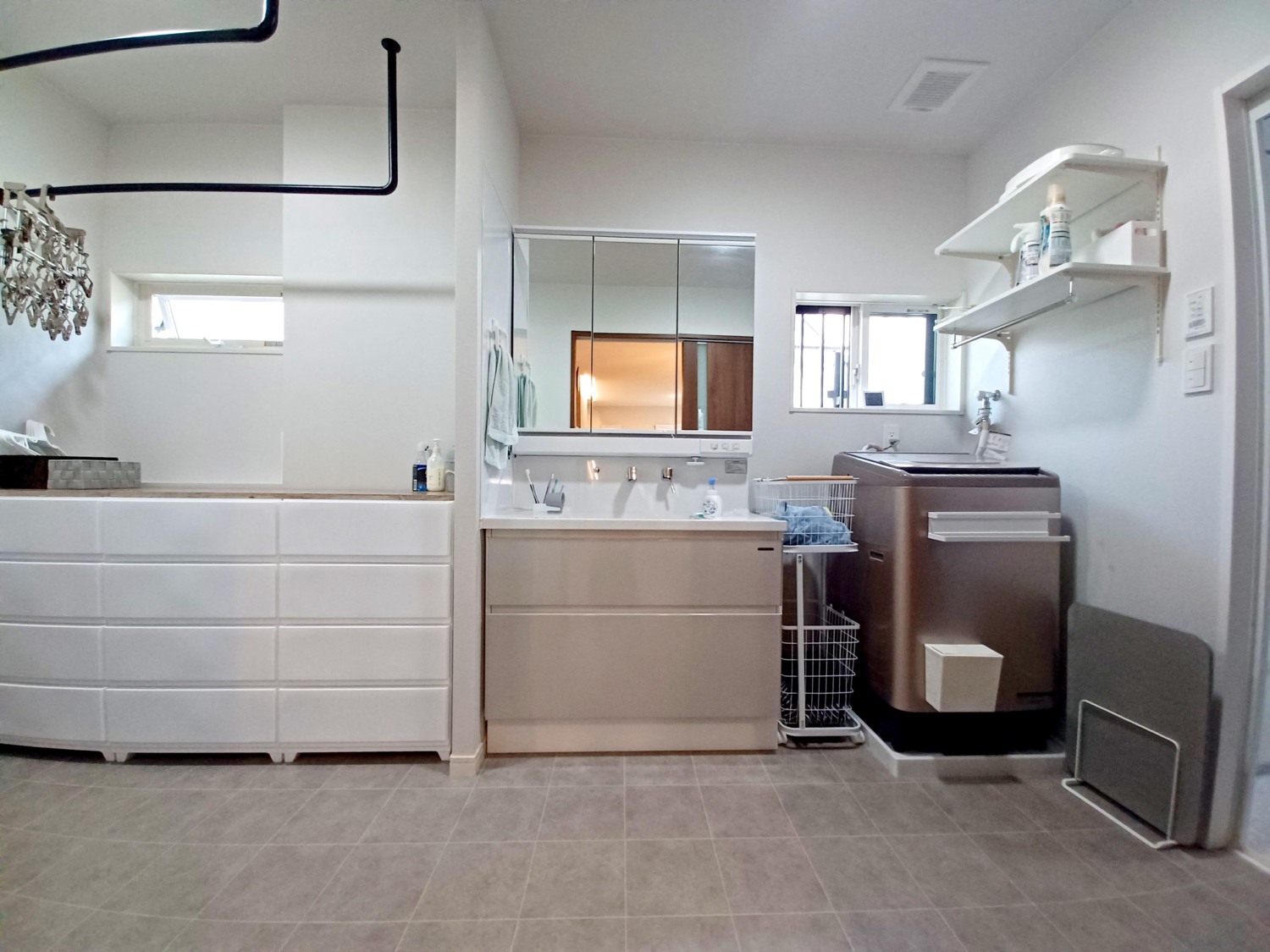 ママ専用、全部がここで完結できる時短ランドリー!